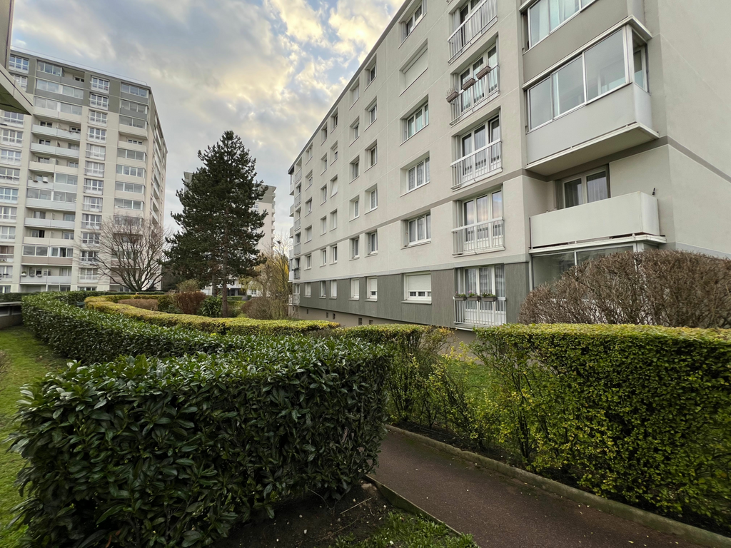 Achat appartement à vendre 4 pièces 72 m² - Neuilly-sur-Marne