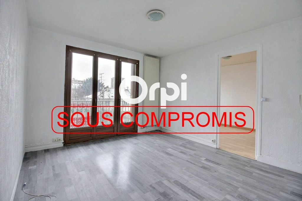 Achat appartement à vendre 3 pièces 46 m² - Viry-Châtillon