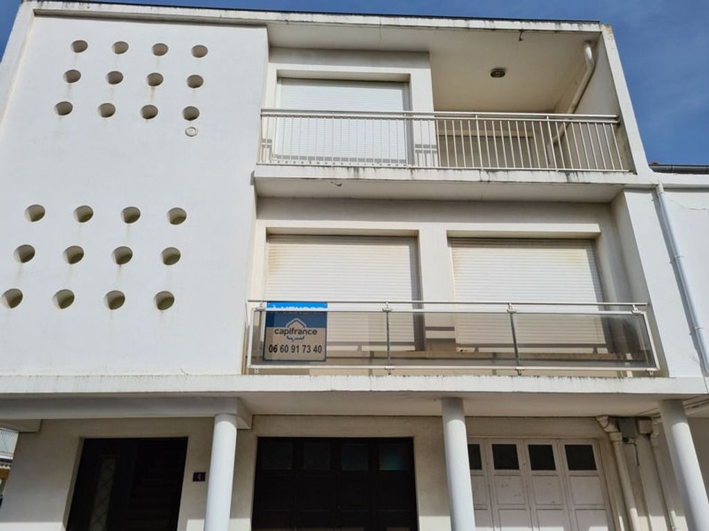 Achat appartement à vendre 3 pièces 79 m² - Royan