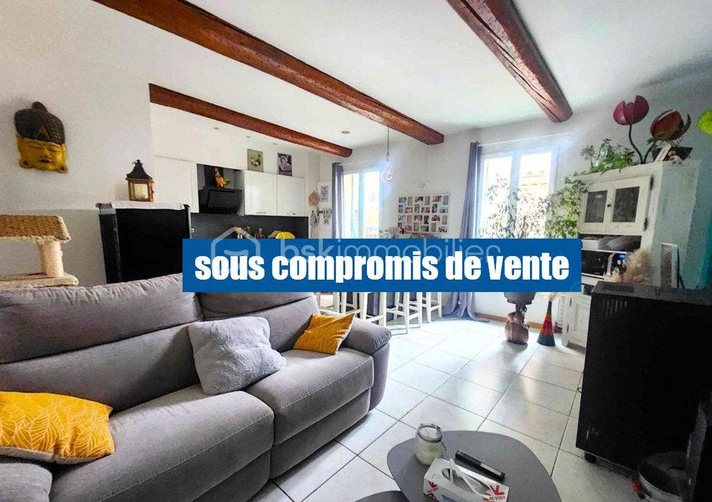 Achat maison à vendre 2 chambres 79 m² - Castelnau-de-Guers