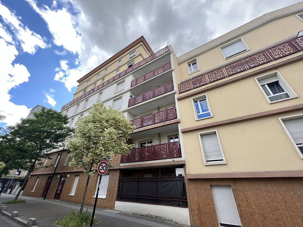 Achat appartement à vendre 3 pièces 56 m² - Aubervilliers