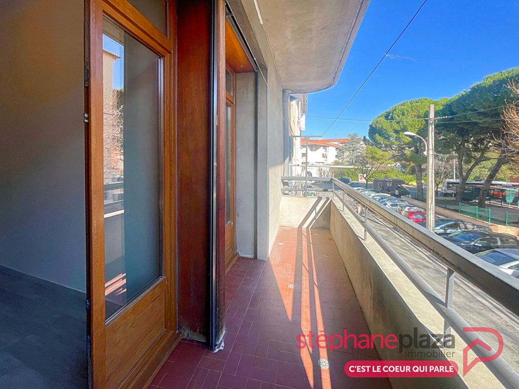 Achat appartement à vendre 2 pièces 52 m² - Aubagne