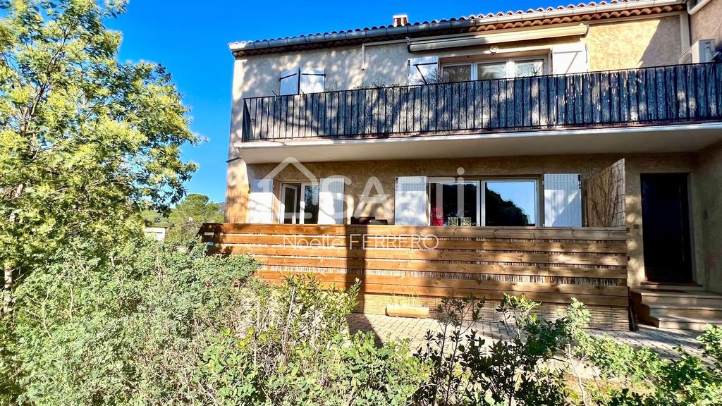 Achat appartement à vendre 3 pièces 73 m² - Sainte-Maxime