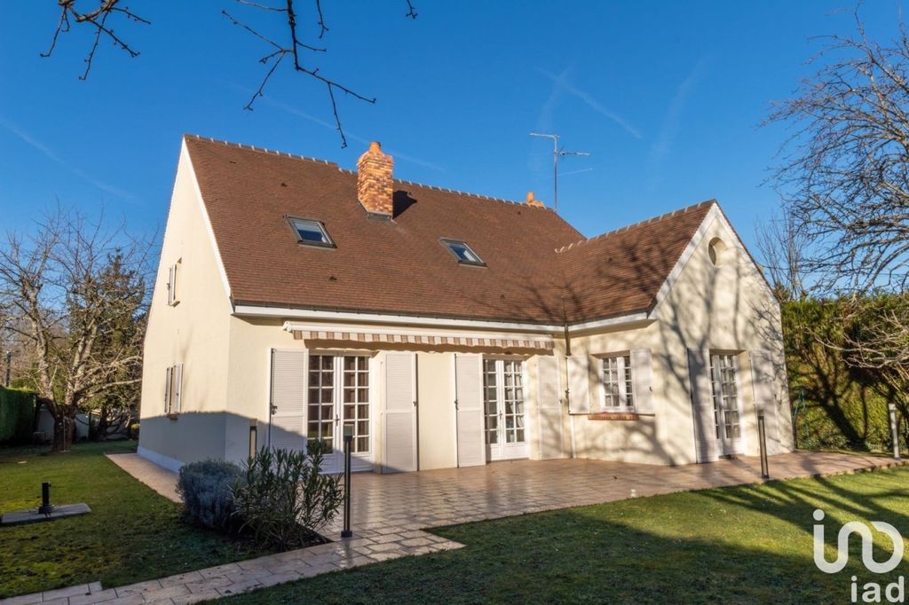 Achat maison à vendre 5 chambres 163 m² - Bourron-Marlotte