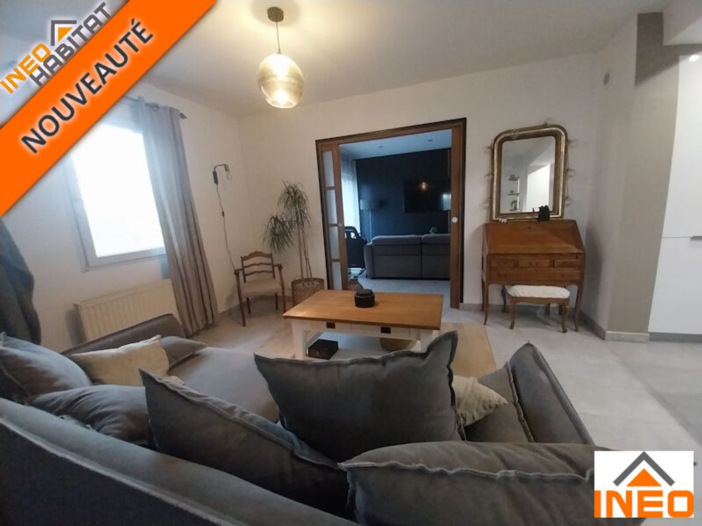 Achat maison à vendre 4 chambres 135 m² - Saint-Brieuc-des-Iffs