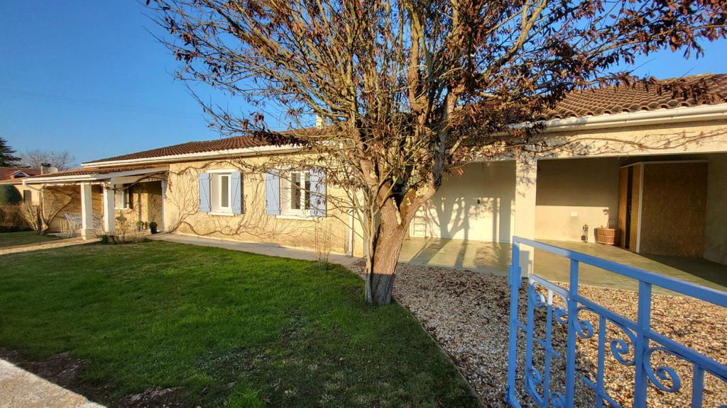 Achat maison à vendre 4 chambres 175 m² - Mussidan