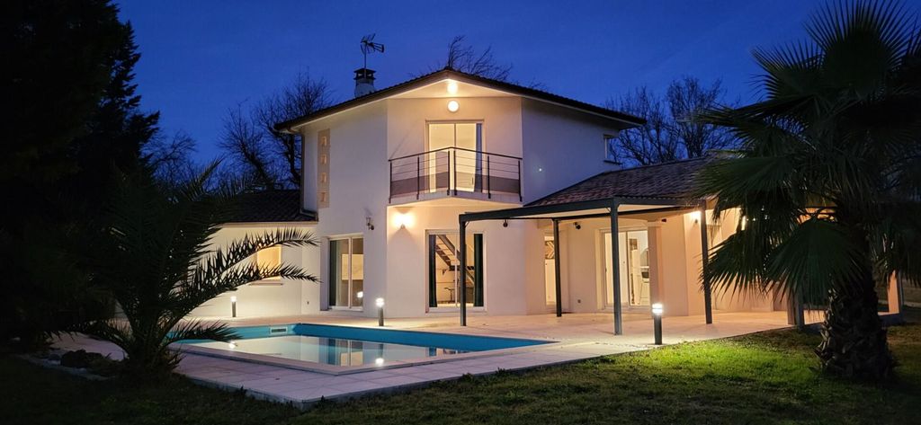 Achat maison à vendre 3 chambres 134 m² - Mios