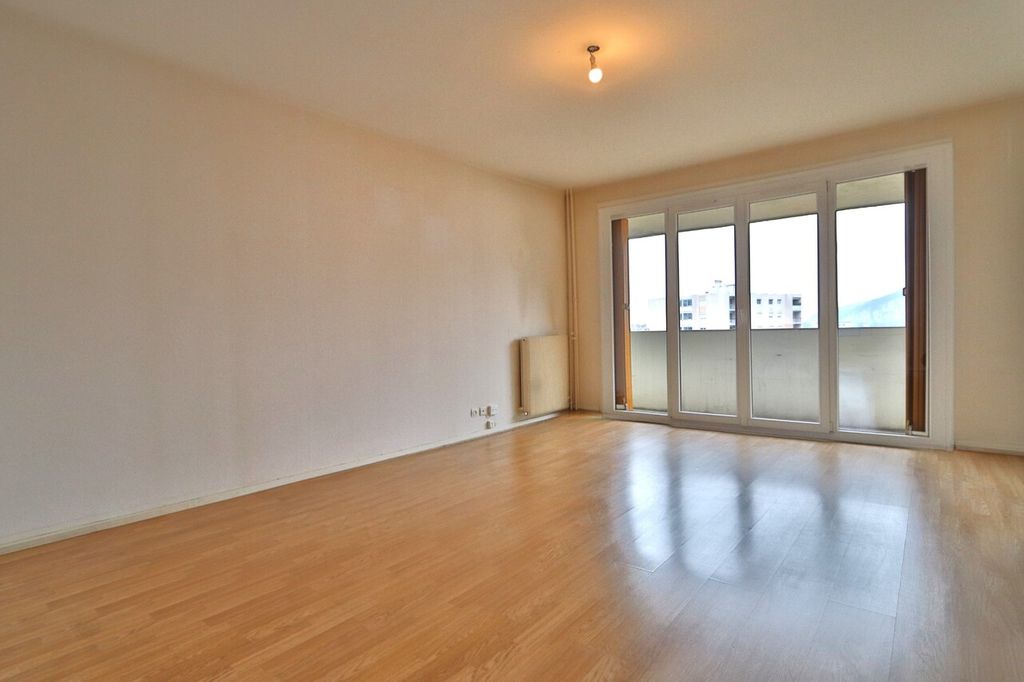 Achat appartement à vendre 5 pièces 97 m² - Sassenage
