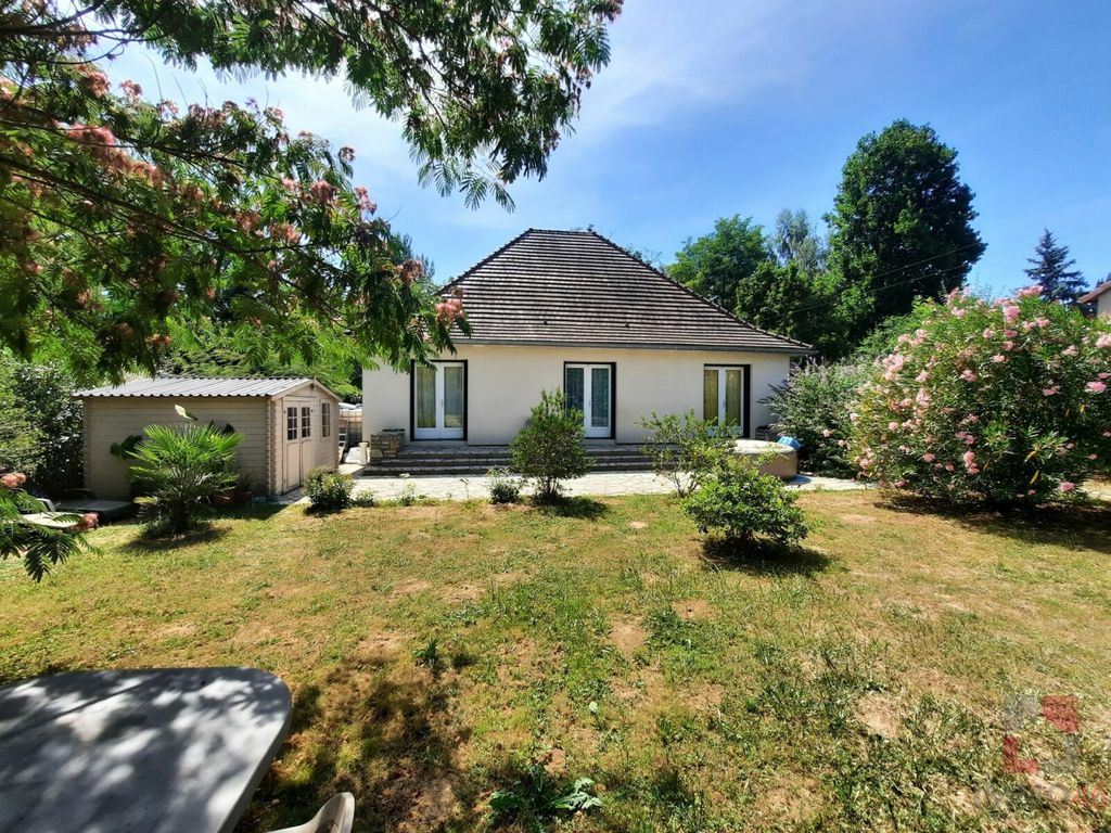 Achat maison à vendre 4 chambres 141 m² - Luzech