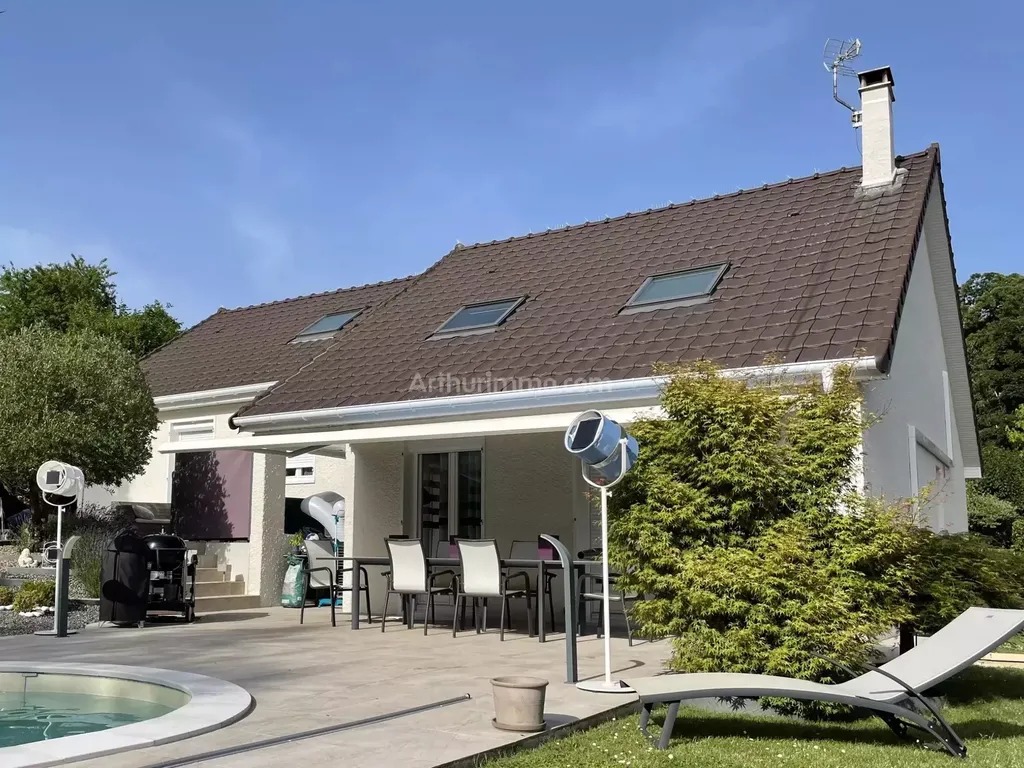Achat maison à vendre 4 chambres 175 m² - Saint-Witz