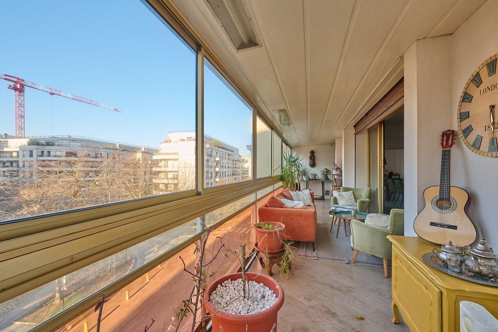 Achat appartement 4 pièce(s) Courbevoie