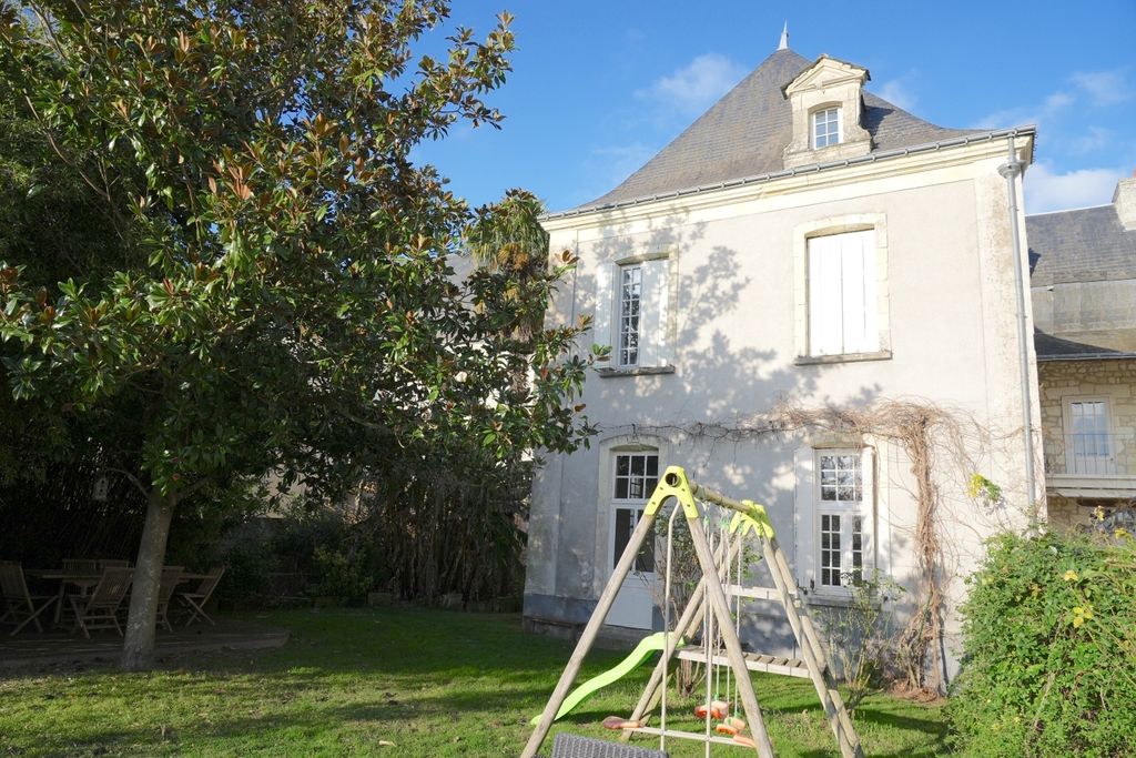 Achat maison à vendre 6 chambres 280 m² - Bourgueil