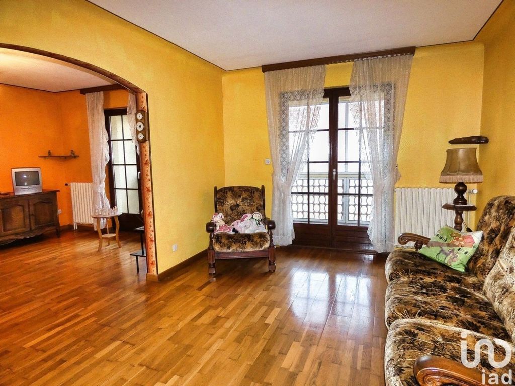 Achat maison à vendre 4 chambres 198 m² - Vigy