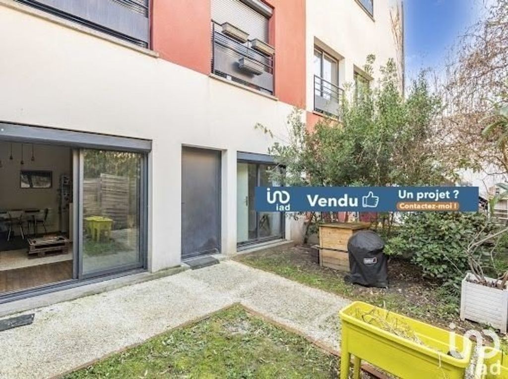 Achat appartement à vendre 3 pièces 60 m² - Pantin