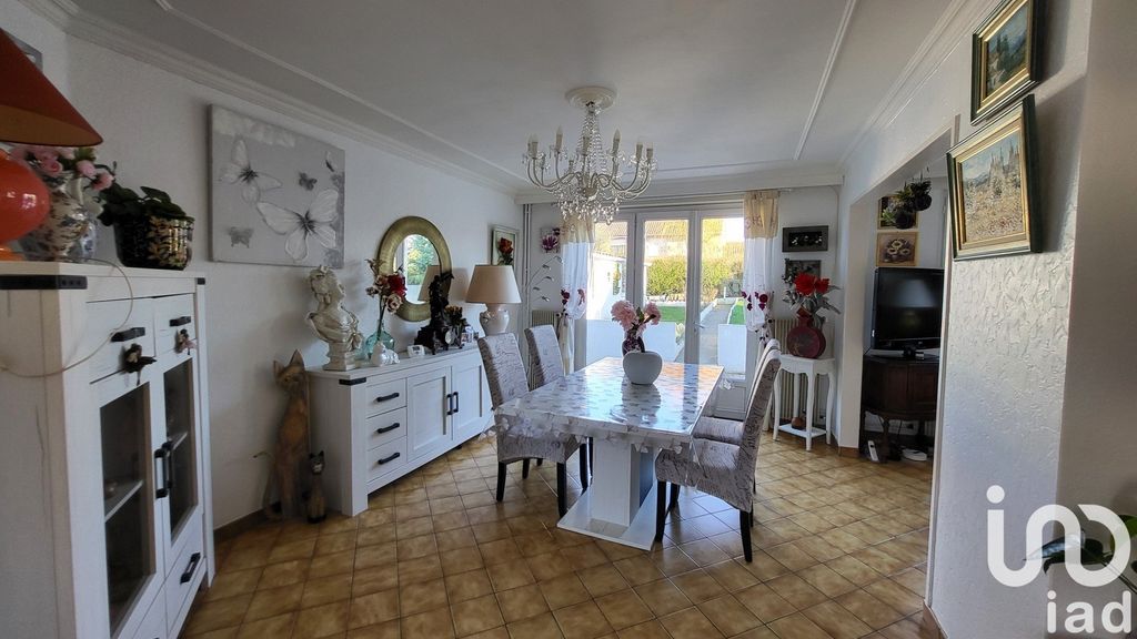 Achat maison à vendre 3 chambres 80 m² - Saint-Étienne-au-Mont