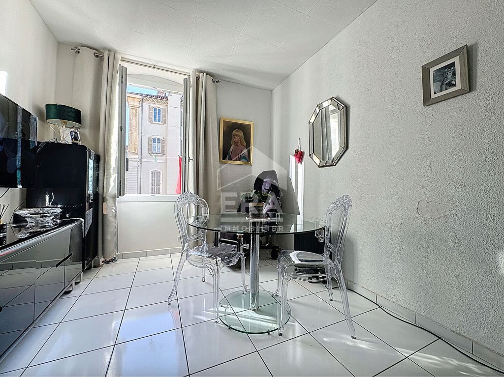 Achat appartement à vendre 2 pièces 27 m² - Marseille 1er arrondissement