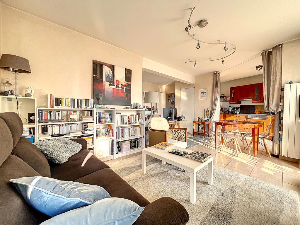 Achat appartement à vendre 4 pièces 80 m² - Saint-Denis