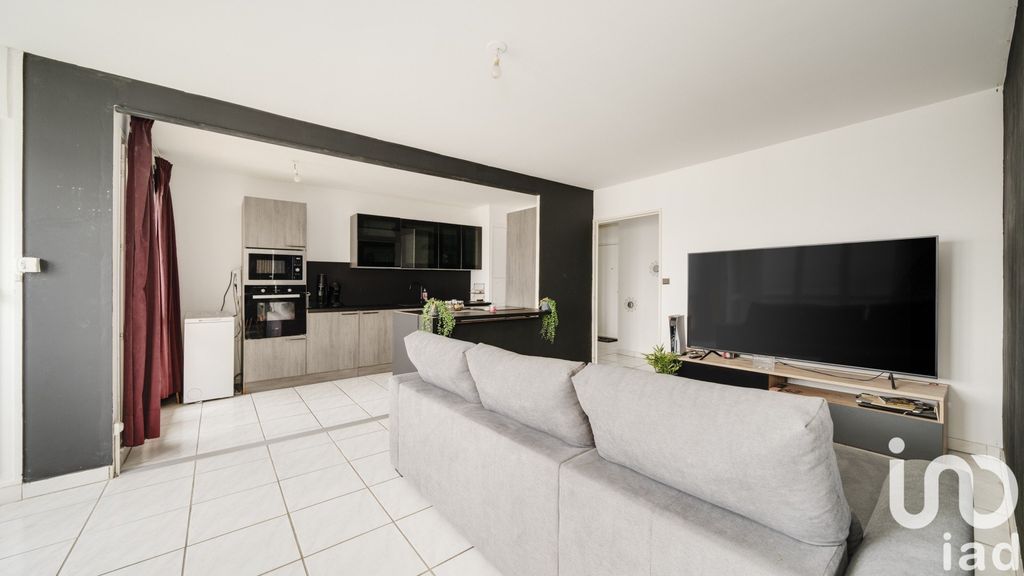Achat appartement à vendre 5 pièces 82 m² - Vandœuvre-lès-Nancy