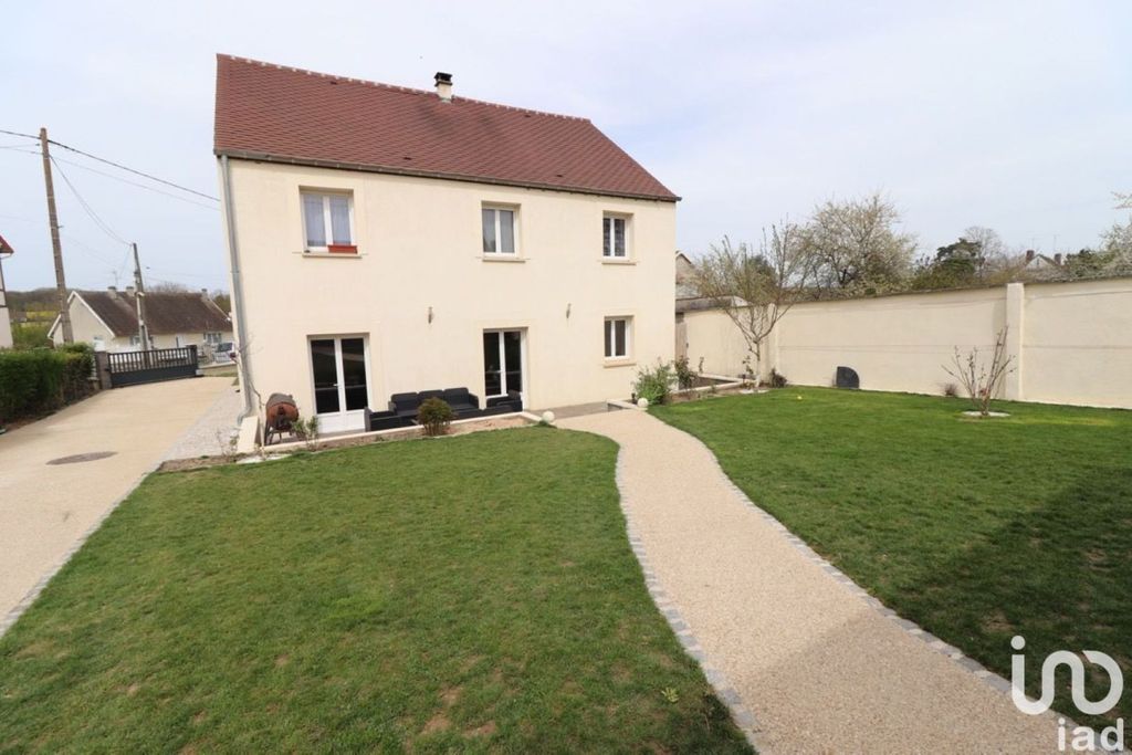 Achat maison à vendre 5 chambres 155 m² - Beton-Bazoches