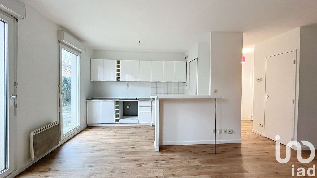 Achat appartement à vendre 3 pièces 60 m² - Vénissieux