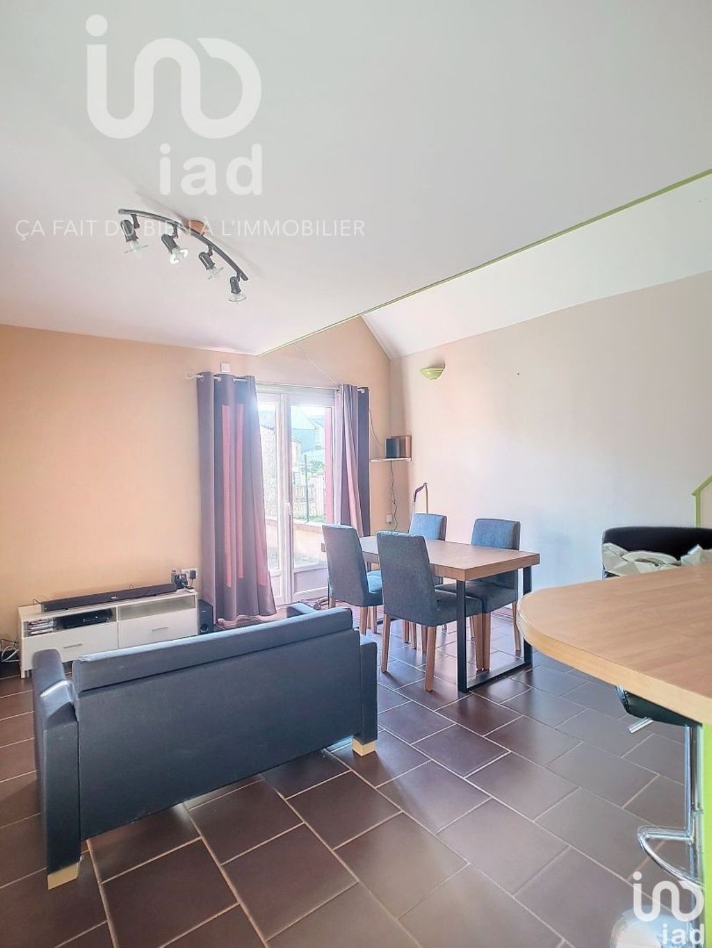 Achat appartement à vendre 8 pièces 161 m² - Canaples