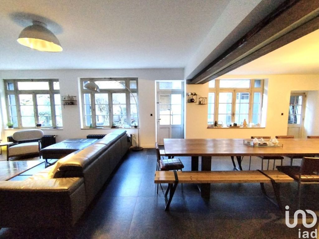Achat maison à vendre 4 chambres 240 m² - Saint-Julien-l'Ars