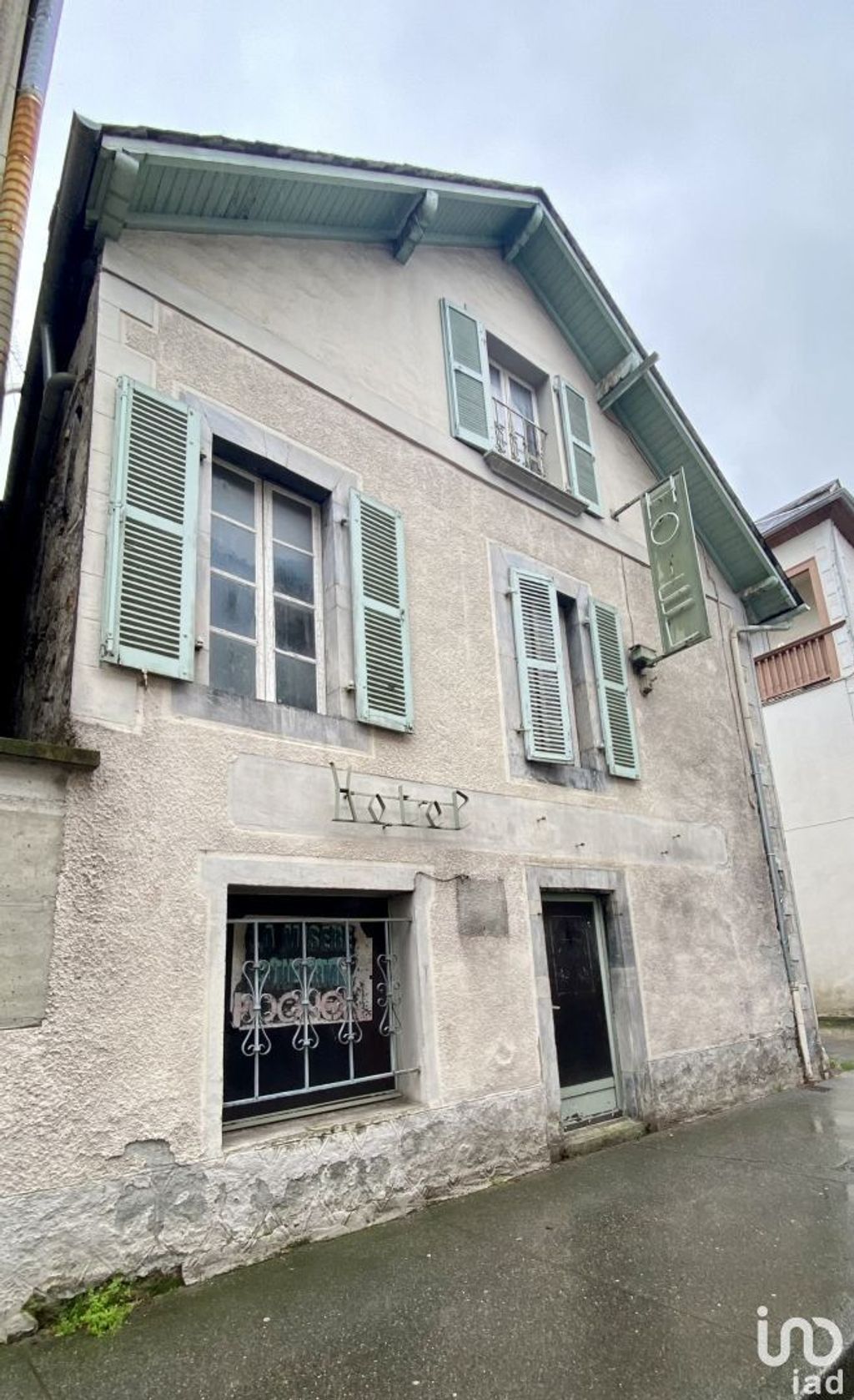 Achat studio à vendre 52 m² - Bagnères-de-Bigorre