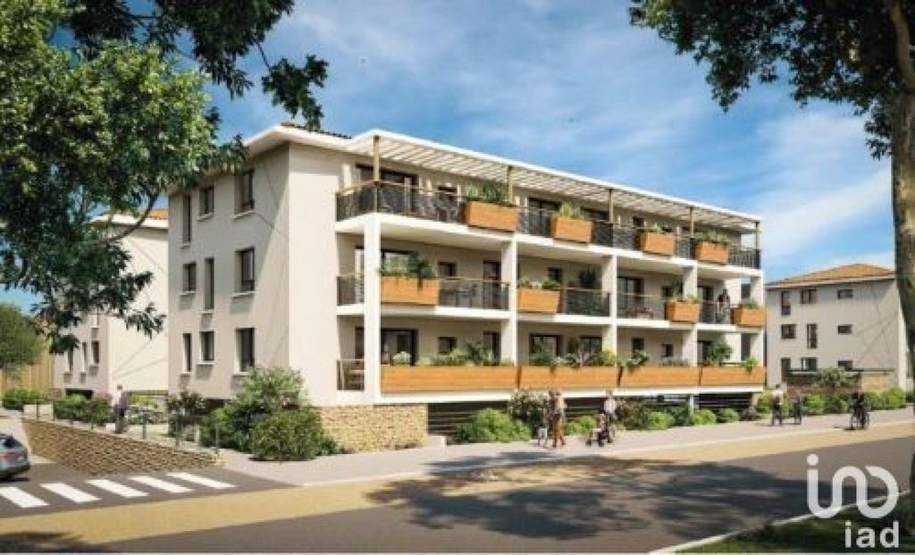 Achat appartement à vendre 3 pièces 72 m² - Sénas