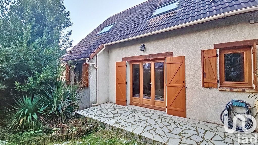 Achat maison à vendre 3 chambres 87 m² - Ormesson-sur-Marne
