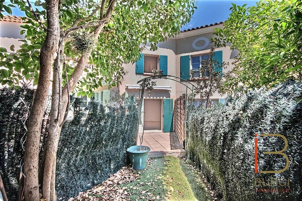 Achat maison à vendre 3 chambres 78 m² - Roquebrune-sur-Argens