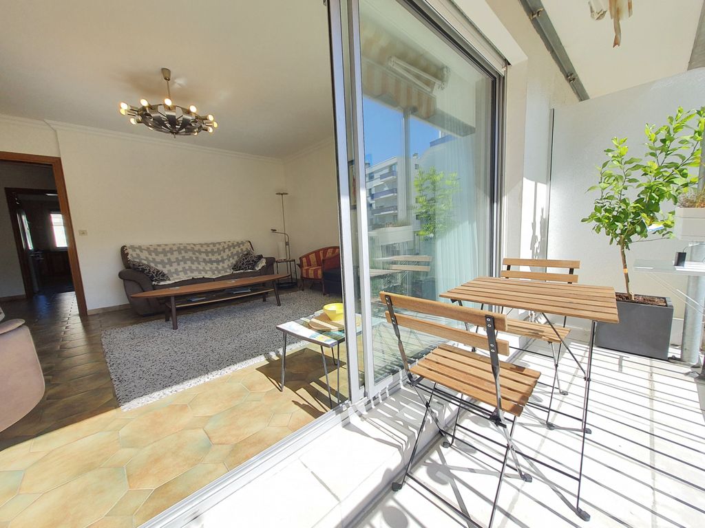 Achat appartement à vendre 3 pièces 65 m² - Biarritz