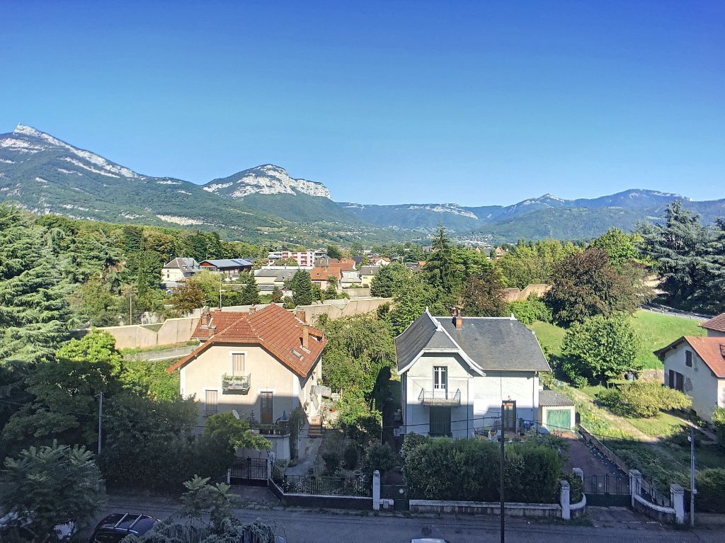 Achat appartement à vendre 3 pièces 63 m² - Chambéry