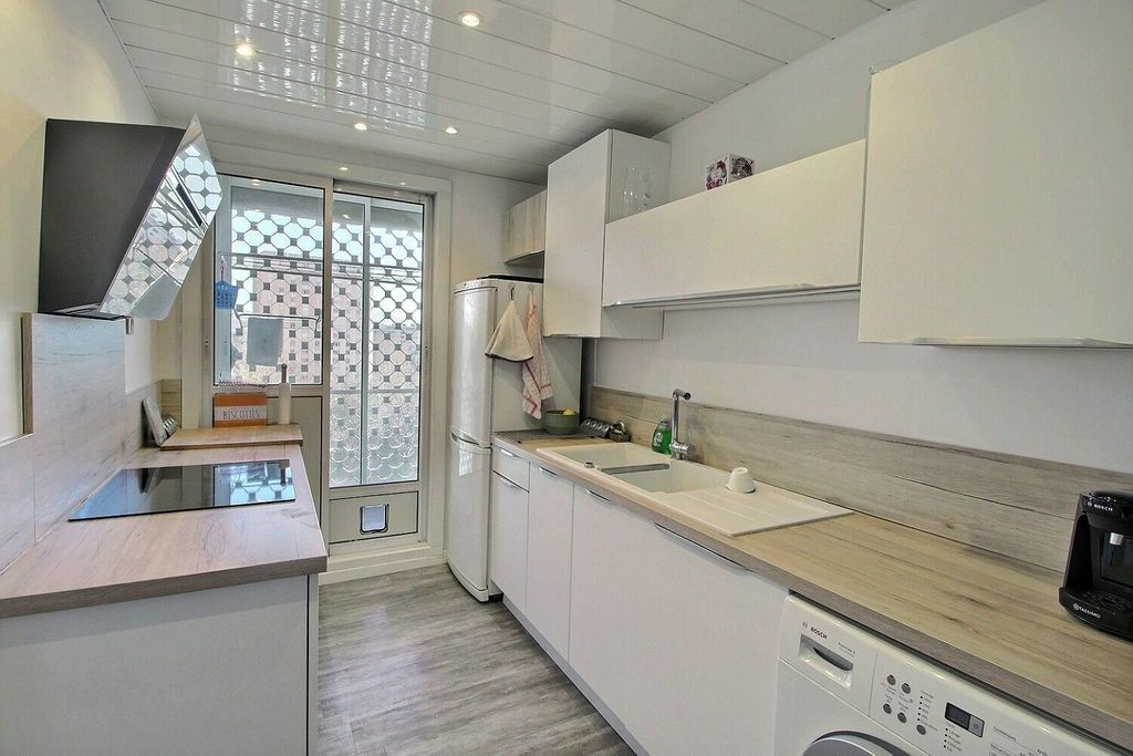 Achat appartement à vendre 4 pièces 74 m² - Marseille 10ème arrondissement