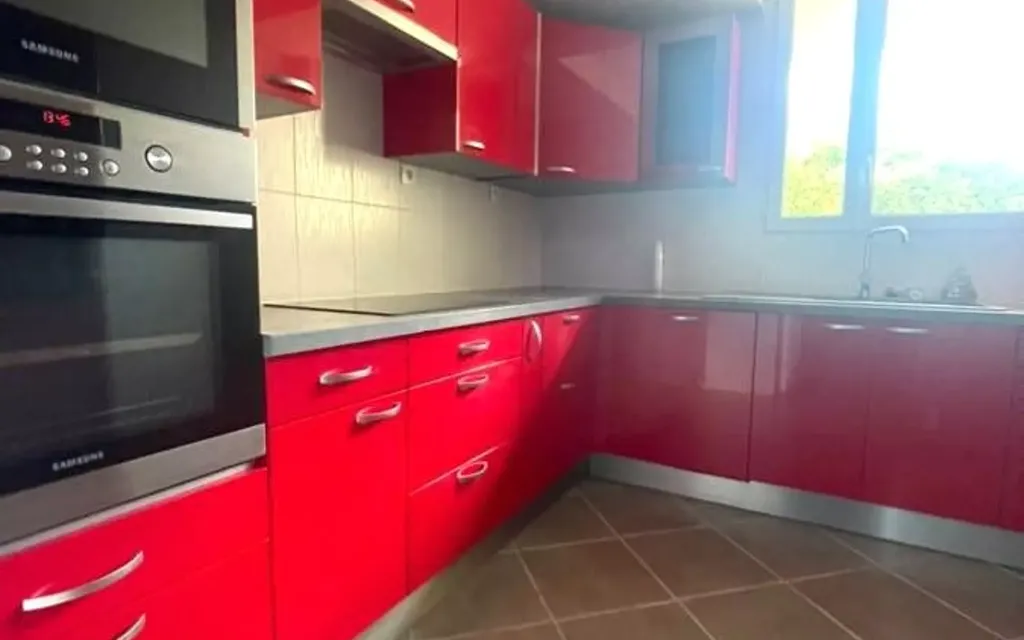 Achat appartement à vendre 2 pièces 63 m² - Chilly-Mazarin