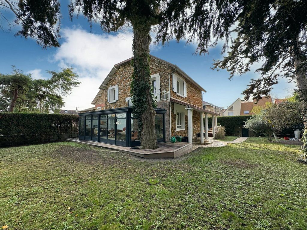 Achat maison à vendre 5 chambres 241 m² - Fontenay-aux-Roses
