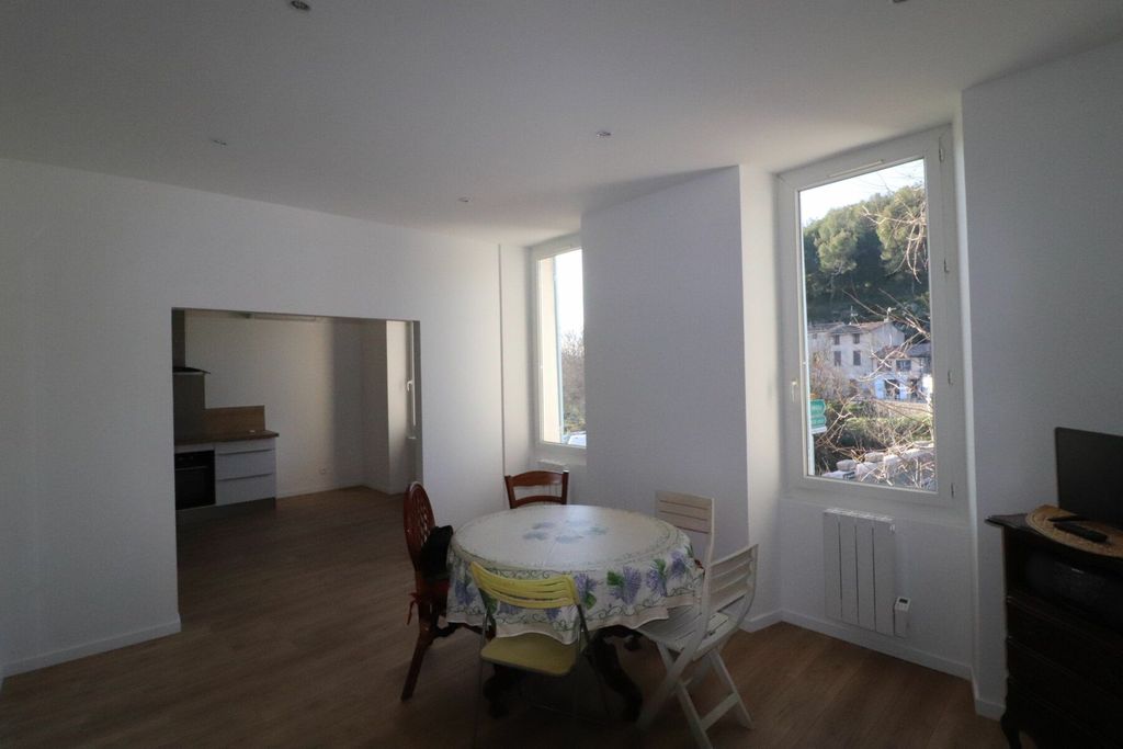 Achat appartement à vendre 2 pièces 47 m² - Roquevaire