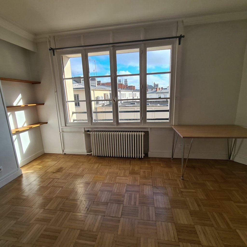 Achat appartement à vendre 2 pièces 49 m² - Orléans