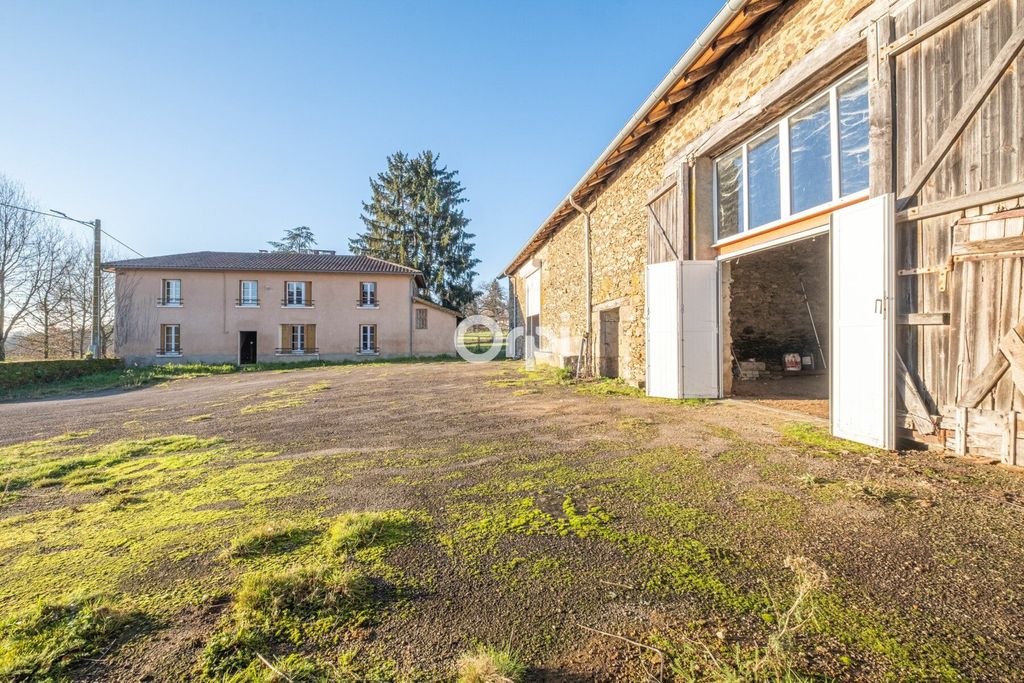 Achat maison à vendre 4 chambres 185 m² - Verneuil-sur-Vienne