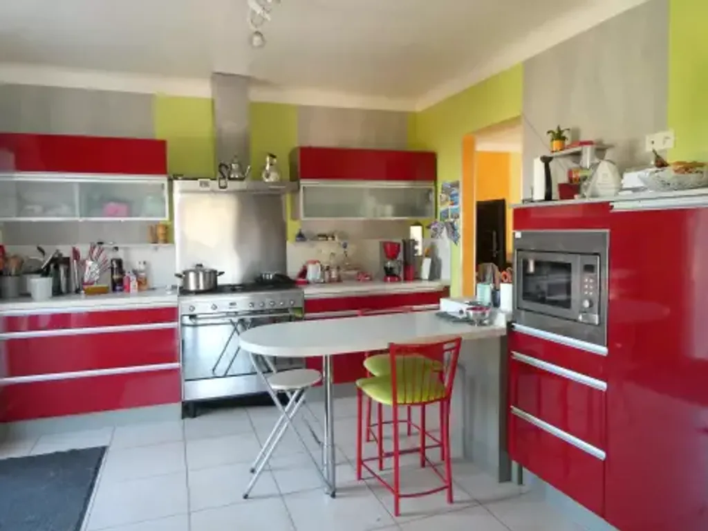Achat maison à vendre 6 chambres 129 m² - Saint-Brevin-les-Pins