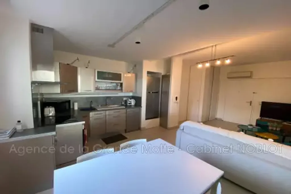 Achat appartement à vendre 3 pièces 56 m² - La Grande-Motte