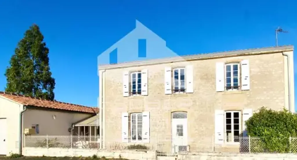 Achat maison à vendre 4 chambres 126 m² - La Rochelle