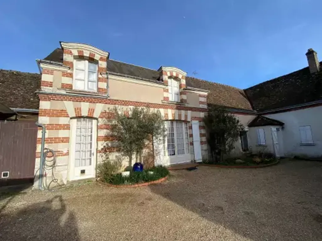 Achat maison à vendre 5 chambres 223 m² - Amboise