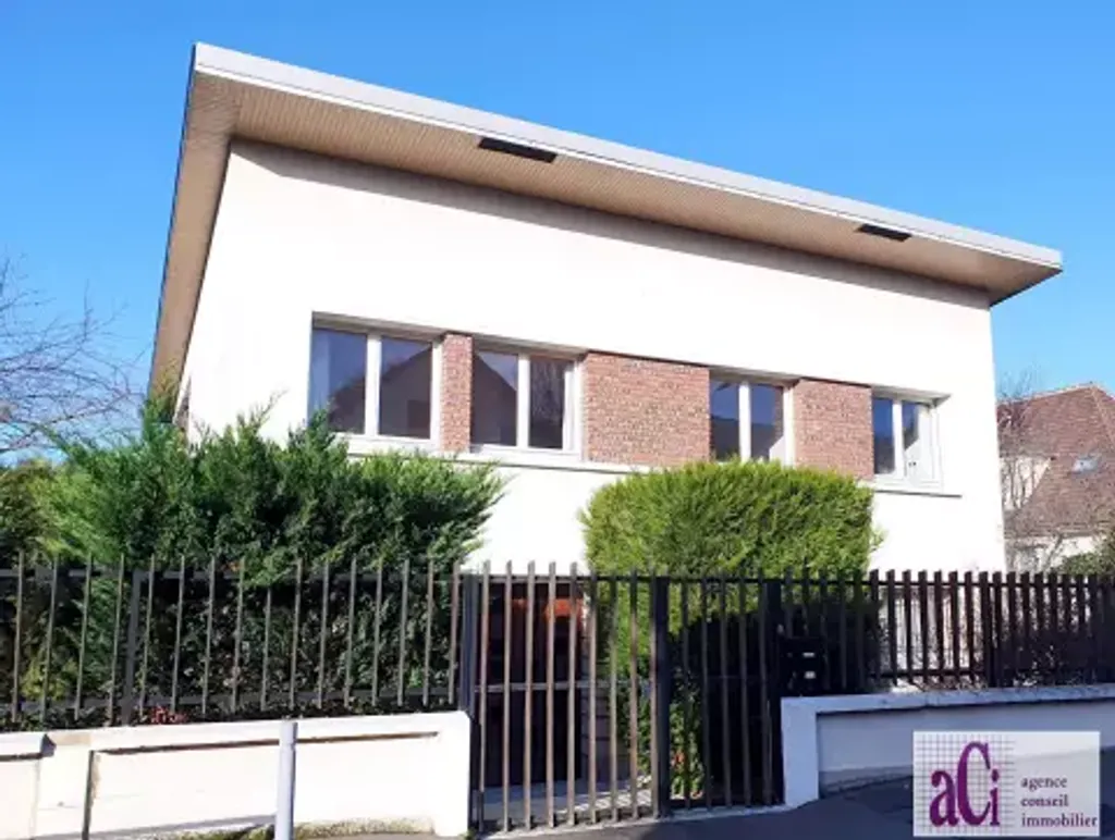 Achat maison à vendre 4 chambres 121 m² - L'Haÿ-les-Roses