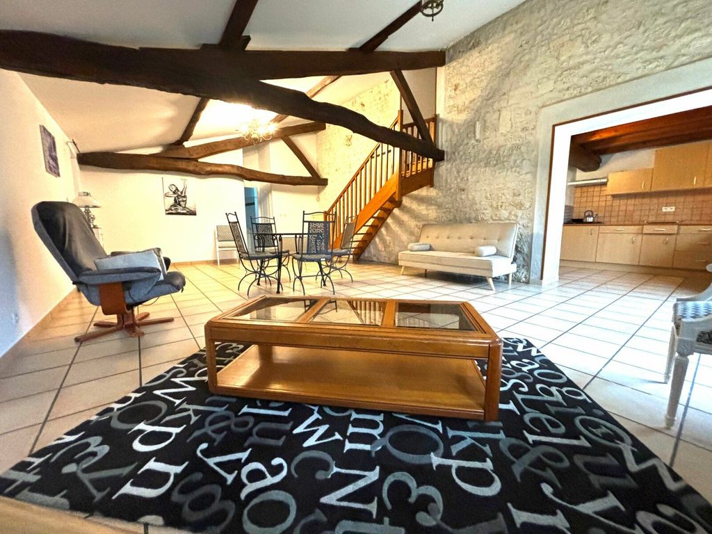 Achat maison à vendre 3 chambres 120 m² - Les Essards