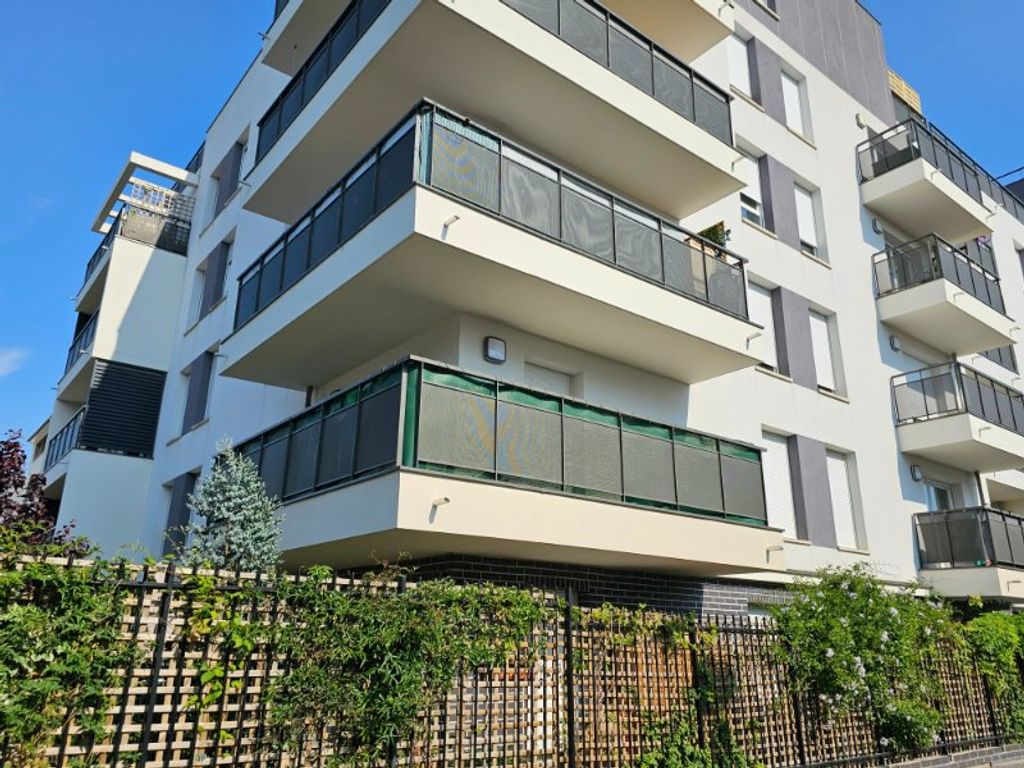Achat appartement à vendre 3 pièces 69 m² - Bagnolet