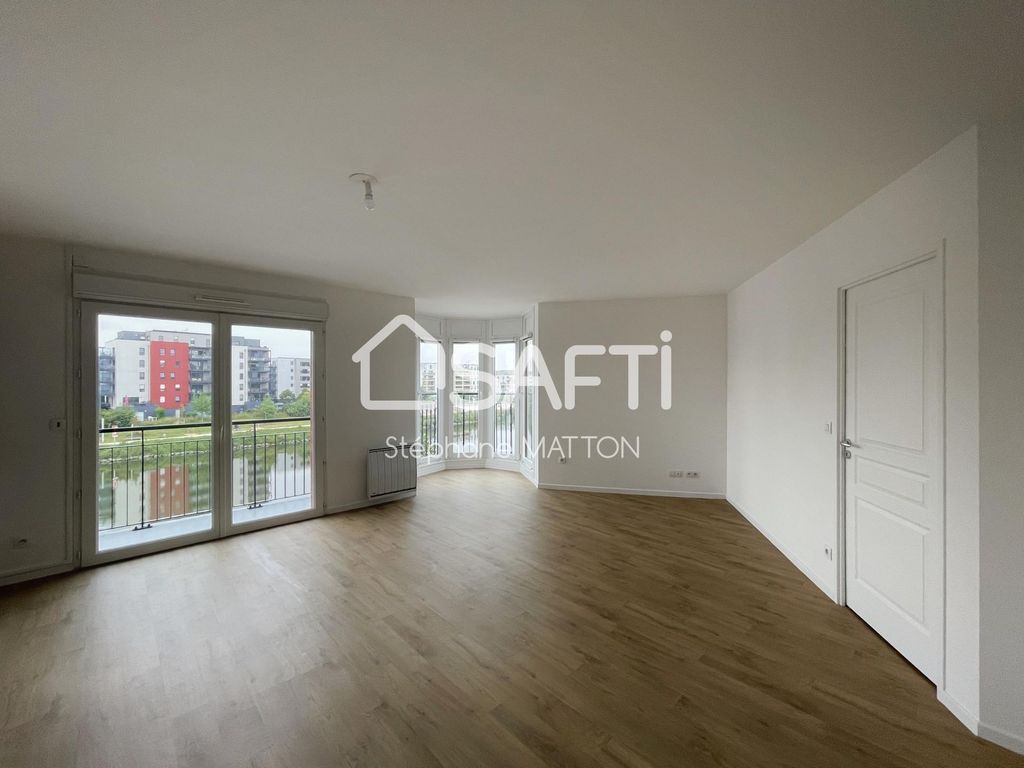 Achat appartement à vendre 4 pièces 85 m² - La Madeleine