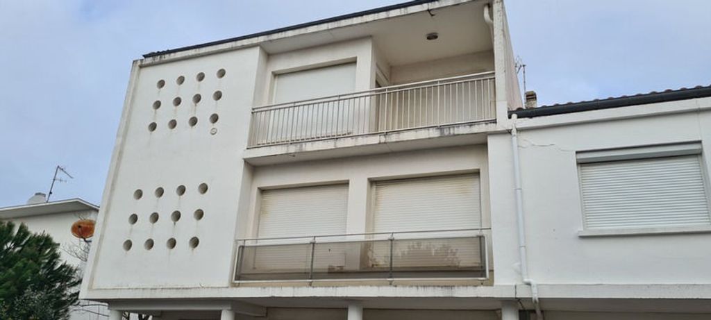 Achat appartement à vendre 3 pièces 65 m² - Royan