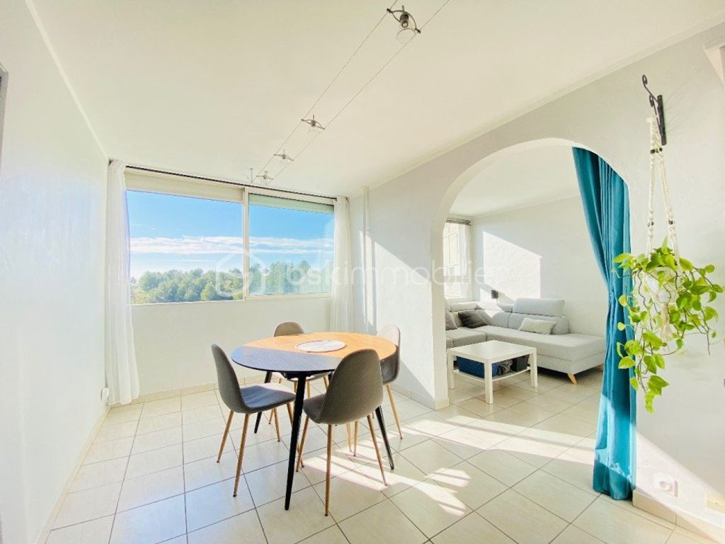 Achat appartement à vendre 4 pièces 78 m² - Martigues