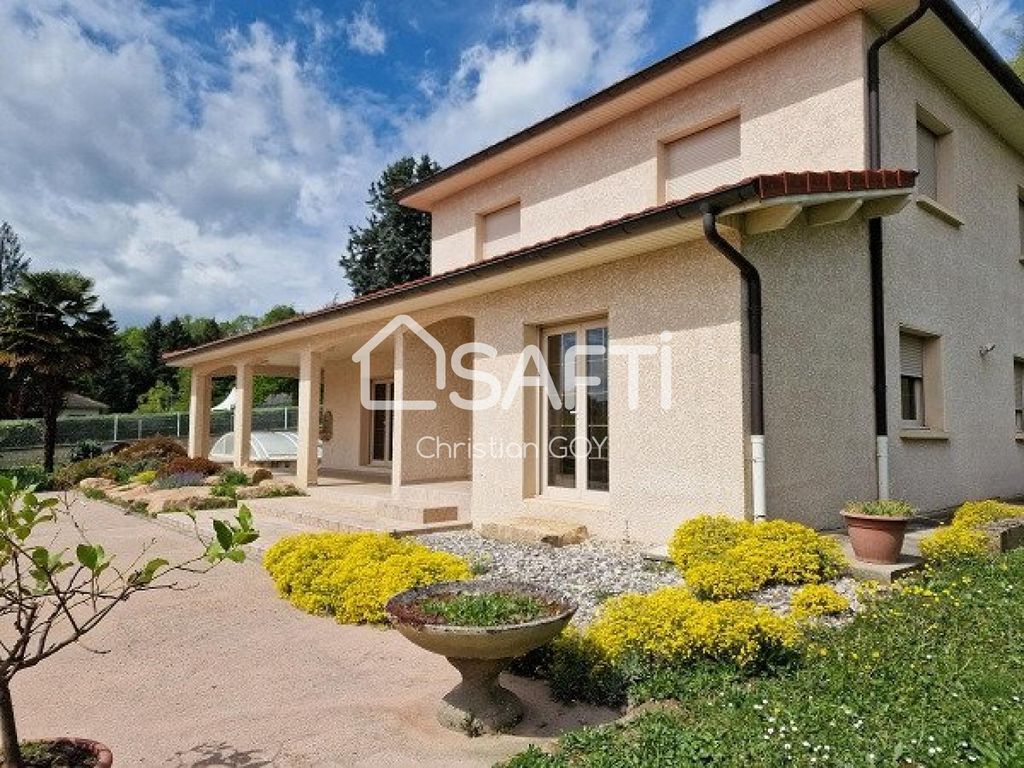 Achat maison à vendre 5 chambres 193 m² - Ruy-Montceau