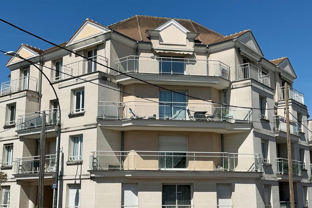 Achat appartement à vendre 5 pièces 114 m² - Saint-Maur-des-Fossés